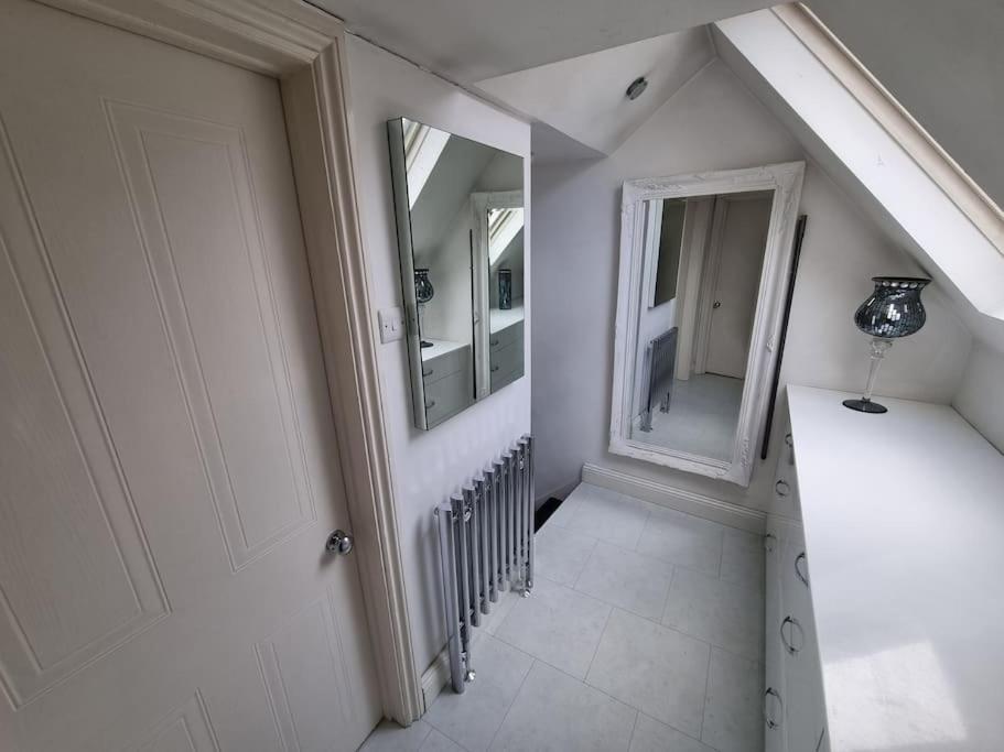 Beautiful Apartment In The Heart Of Rochester Rochester  Ngoại thất bức ảnh